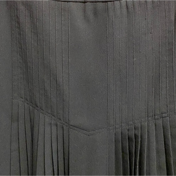 Nygard Collection black pleated skirt - Picture 4 of 5